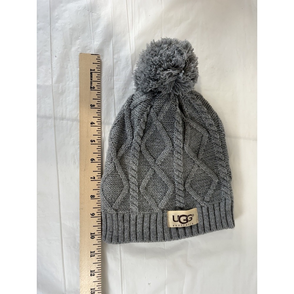 UGG Knit Hat Beanie - Grey Winter - One Size O/S - Picture 3 of 6